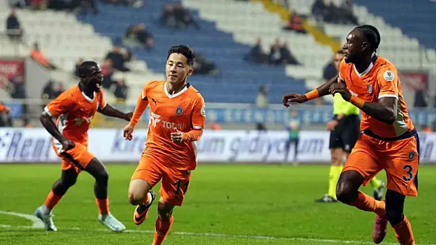 Başakşehir'de Jerome Opoku, Fenerbahçe maçında yok