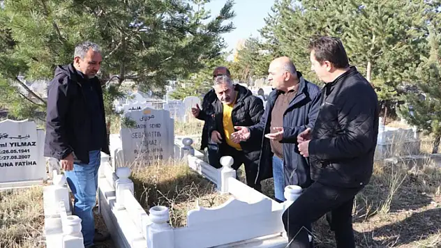 Basın şehidi Sebahattin Yılmaz mezarı başında anıldı