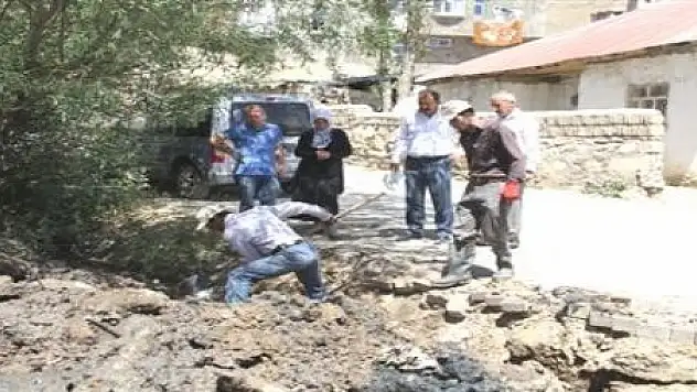 Başkale Belediyesi'nden Kanal Çalışması