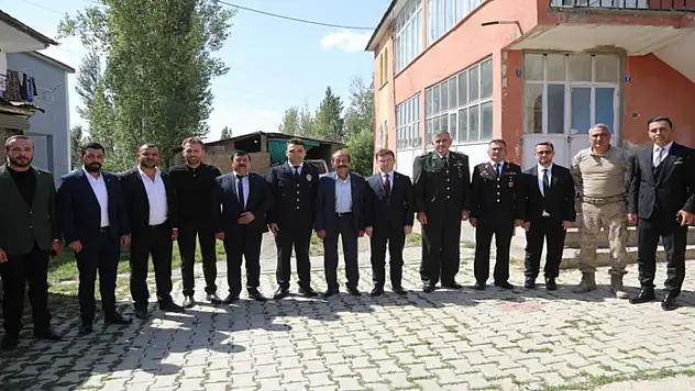 Başkale'de Gaziler Günü programı düzenlendi