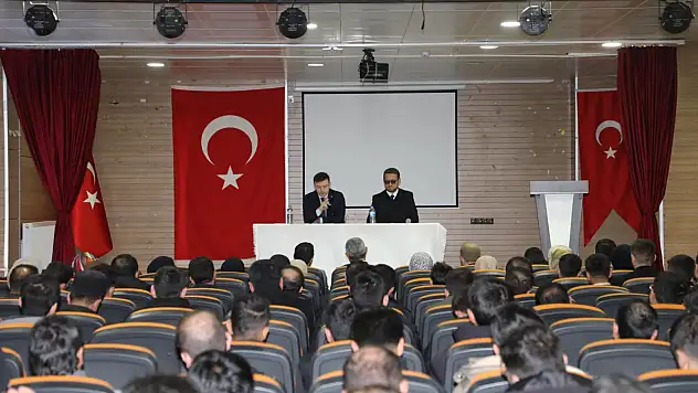 Başkale'de Ramazan öncesi din görevlileri toplantısı
