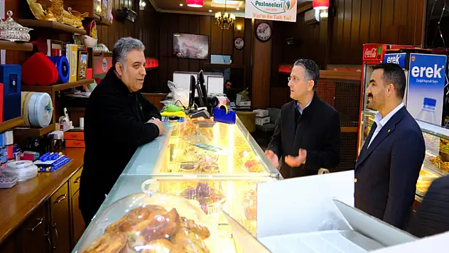 Başkan Adayı Bor'dan esnaf ziyareti