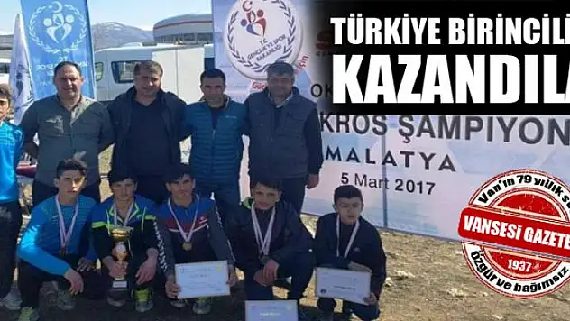 Türkiye Birinciliğini Kazandılar