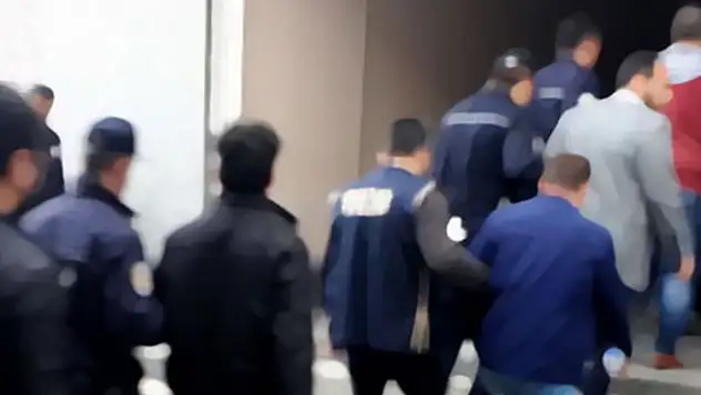 Belediye'de yolsuzluk operasyonu: 10 gözaltı