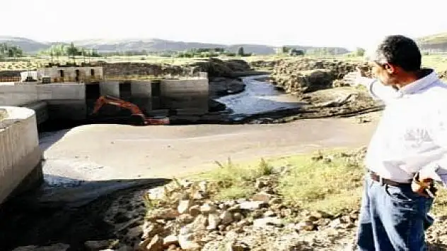 BENDİMAHI KİRLETİLİYOR