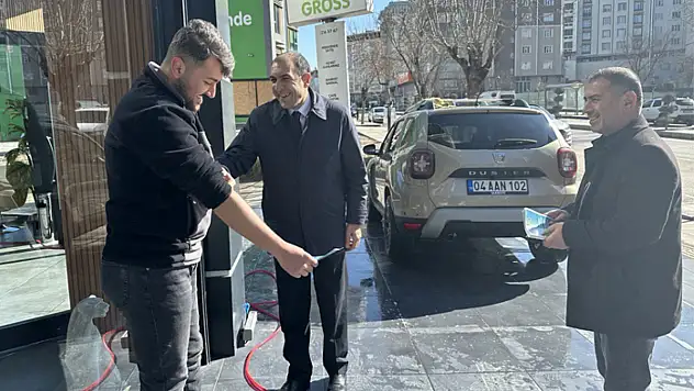 Berge'nin seçim çalışmaları sürüyor