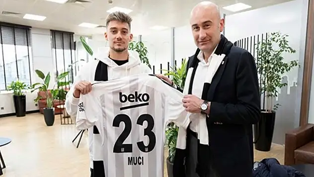Beşiktaş, Ernest Muçi transferini açıkladı