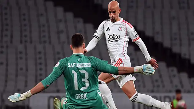 Beşiktaş Karagümrük'ü rahat geçti