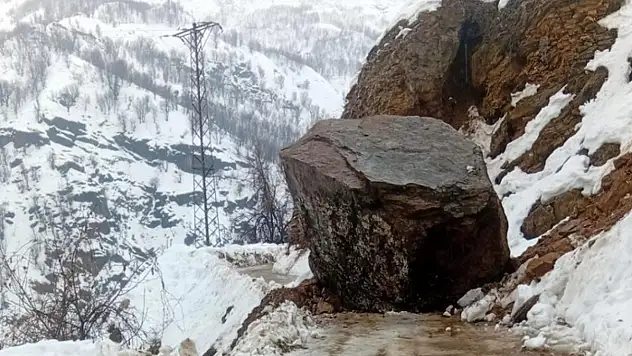 Bitlis'te yağış sonrası 6 farklı noktada heyelan meydana geldi