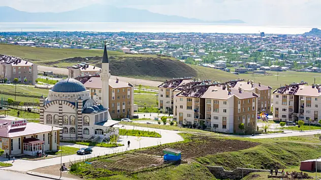 Bostaniçi TOKİ sakinlerinden zincir market talebi