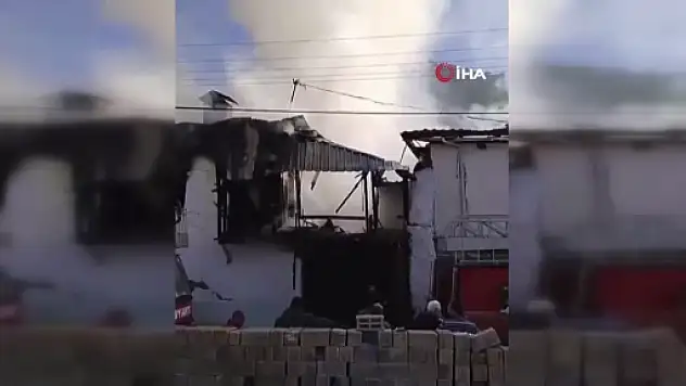 Burdur'da çıkan yangında yaşlı çift hayatını kaybetti