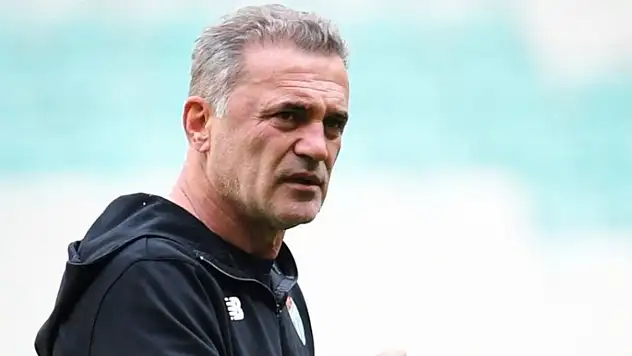 Bursaspor'da Tahsin Tam ile yollar ayrıldı