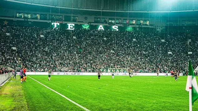 Bursaspor'un seyircisiz oynama cezası para cezasına çevrildi
