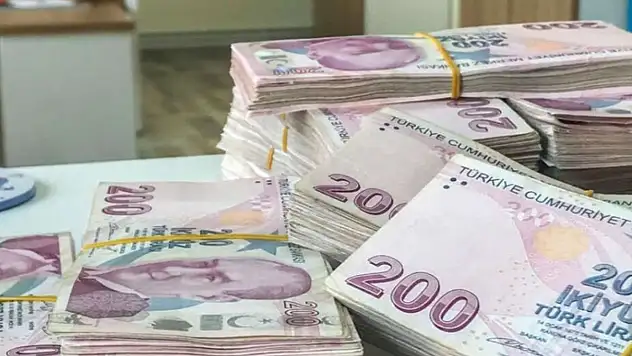 Bütçe Nisan ayında 174,7 milyar TL açık verdi