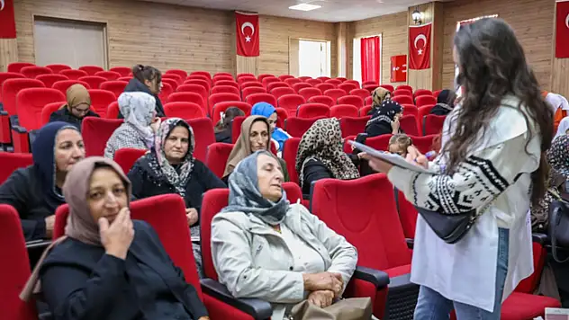 Büyükşehir'den meme kanseri eğitim semineri