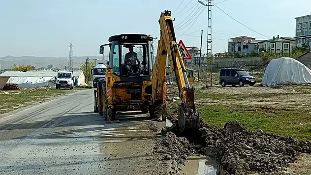Büyükşehir'den yol yapım çalışması