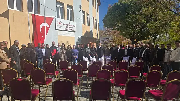 Çaldıran'da 104 ton tohum desteği