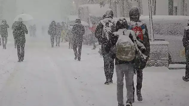 Çaldıran'da eğitime 1 gün ara