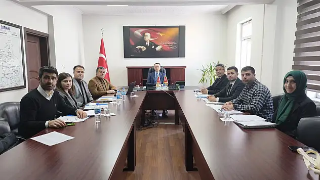 Çaldıran'da İlkokul değerlendirme toplantısı yapıldı