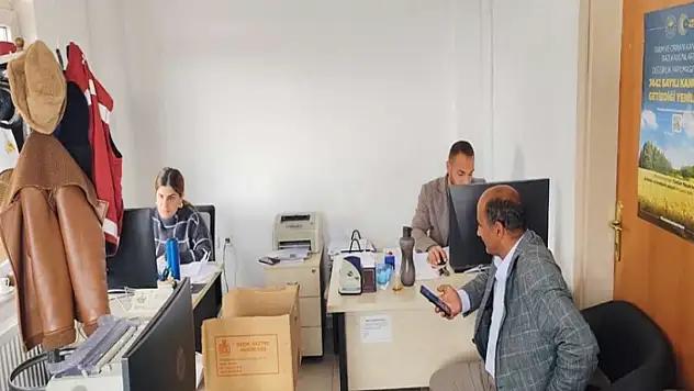 Çaldıran'da kayıt çalışmaları devam ediyor