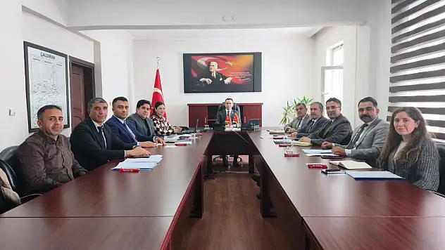 Çaldıran'da spor, kültür ve sanat çalışmaları masaya yatırıldı