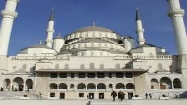 Dr. İZETTİN MUNGAN VEFAT ETTİ