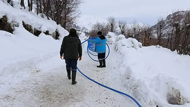 Çatak Sugeldi Mahallesi'nde su sorunu çözüldü