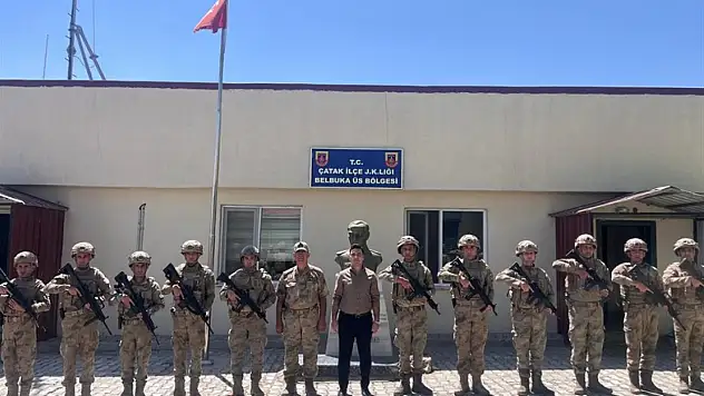 Çatak'ta jandarma karakollarına ziyaret