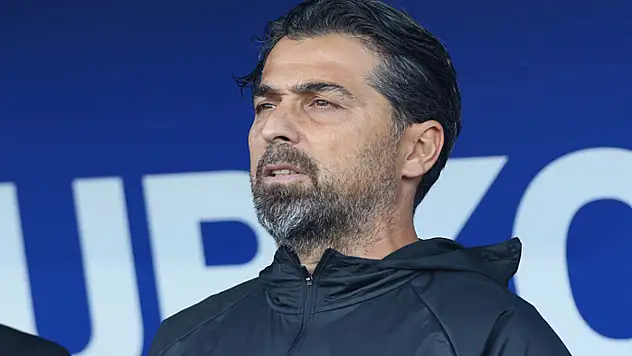 Çaykur Rizespor'da, İlhan Palut istifa etti