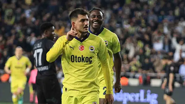 Cengiz Ünder, 9. golüne ulaştı