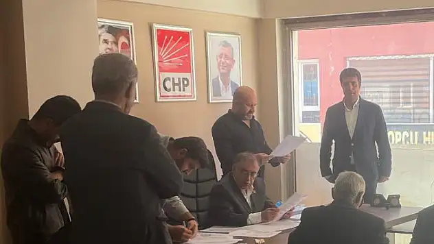 CHP iki ilçede daha kongreye gitti