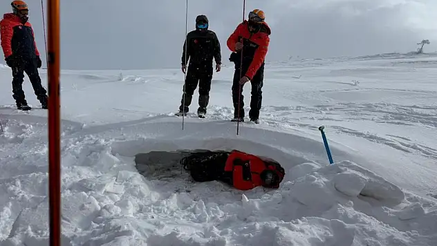 Çığ riskine karşı bölgesel AFAD eğitimi Van'da başladı