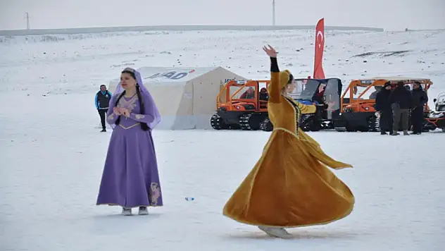 Çıldır Gölü'nde 'Buzlarla Dans Etkinliği' düzenleniyor