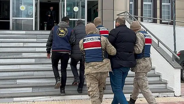 Cinayetten aranan iki kişi yakalandı