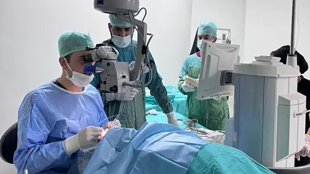 Çukurca'da katarak ameliyatı yapıldı