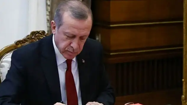 Cumhurbaşkanlığı tarafından yapılan atamalar Resmi Gazete'de