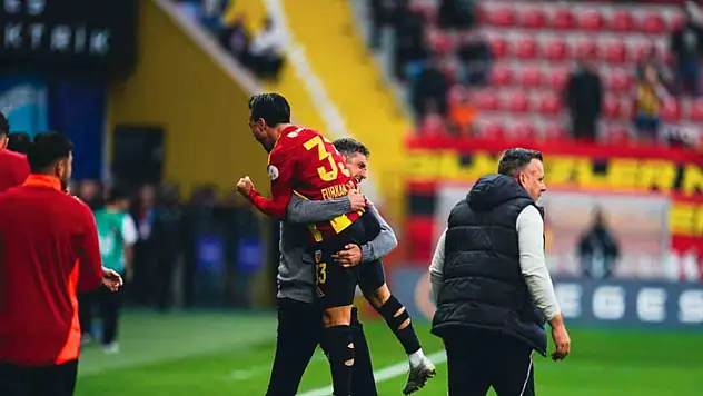 Denswill ve Furkan Soyalp ilk gollerini attı