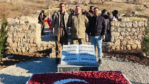 Derecik'te vefa örneği: Şehit mezarlıkları yeniden yapıldı