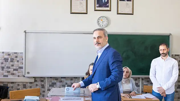 Dışişleri Bakanı Fidan oyunu Ankara'da kullandı