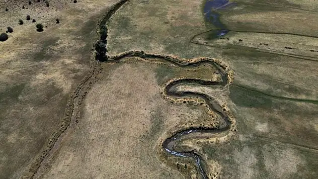 Doğa harikası Güzeldere kuraklığın pençesinde