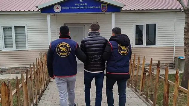 Dolandırıcılık suçundan aranan hükümlü yakalandı