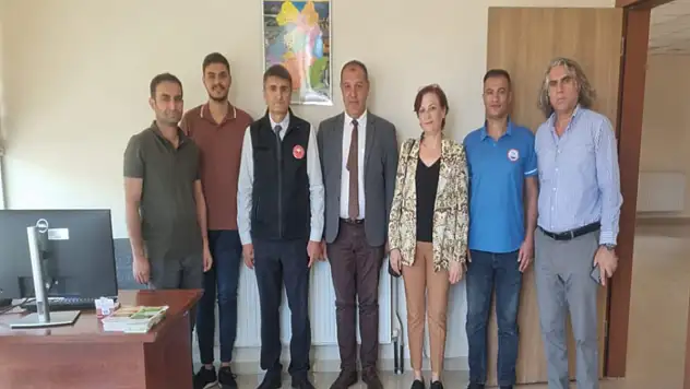 Dr. Şişman Edremit'te incelemelerde bulundu