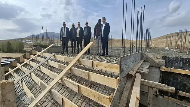 Durmaz, Yatılı Kız Kuran kursu inşaatını inceledi