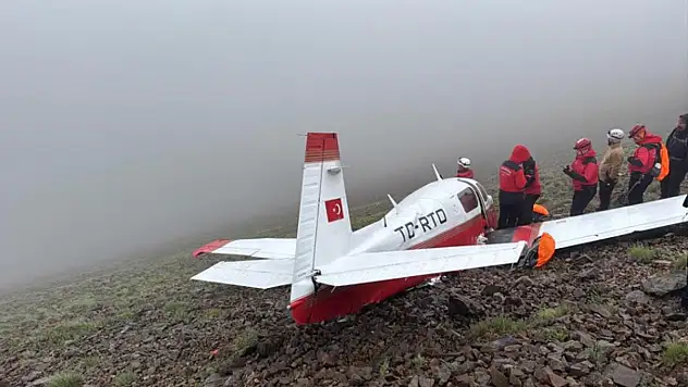 Düşen jet uçağının enkazı Rize-Bayburt sınırında bulundu