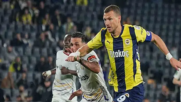 Edin Dzeko, bu sezonki 21. golünü kaydetti
