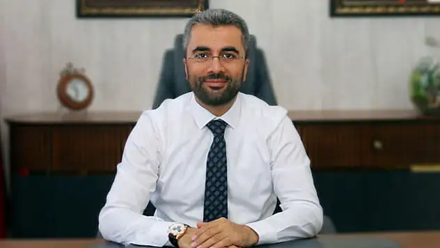 Edremit Belediyesi'nden öğrencilere destek