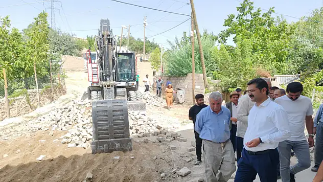 Edremit Belediyesi'nden Selahattin Eyyübi Mahallesi'ne ziyaret