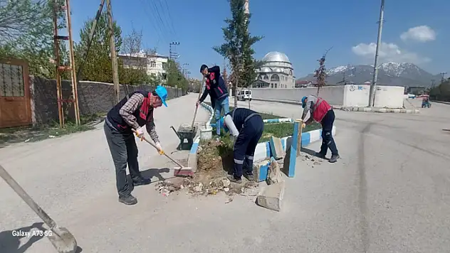 Edremit Belediyesi'nden yenileme çalışması