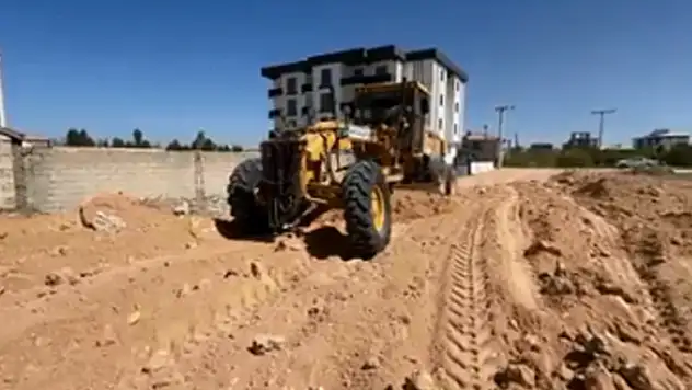 Edremit Belediyesi'nden yol çalışması
