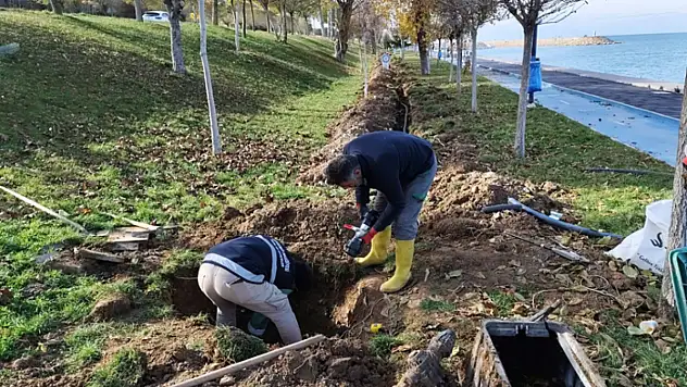 Edremit'te sulama sistemleri yenileniyor